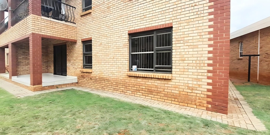 2 Bedroom Property for Sale in Flamwood North West